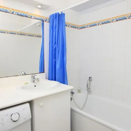 Belle Dune Blanche, Maisons Et